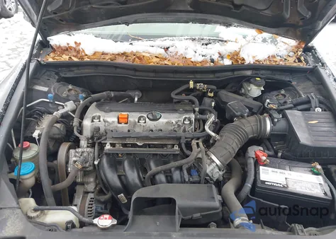 2010 Honda Accord 2.4 Lx-P z USA, uszkodzony, nr VIN 1HGCP2F48AA146304